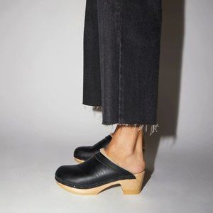 No.6 - Dakota Shearling Clogs - Ink Aviator / Black - Sz. 37 - Fits 36 / 36.5